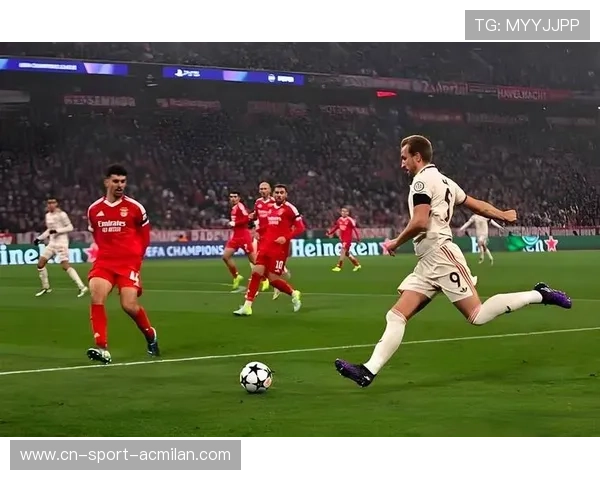 拜仁由穆西亚拉主导中路变化,整体富有创造力